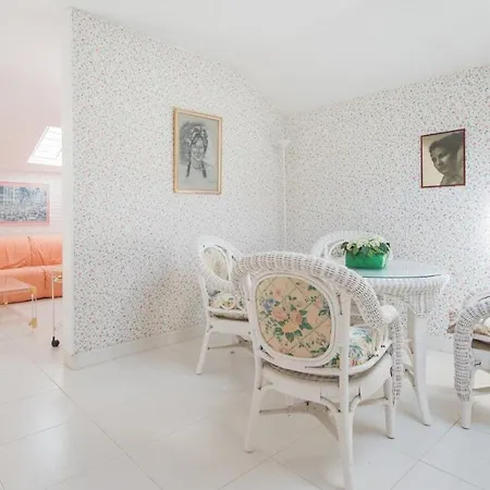 Villa R31 Casa Monica *